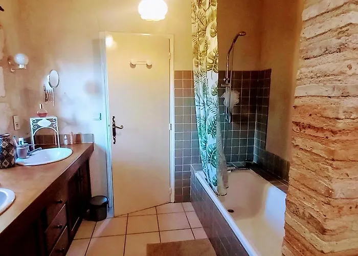 Сasa de vacaciones La Chataigniere